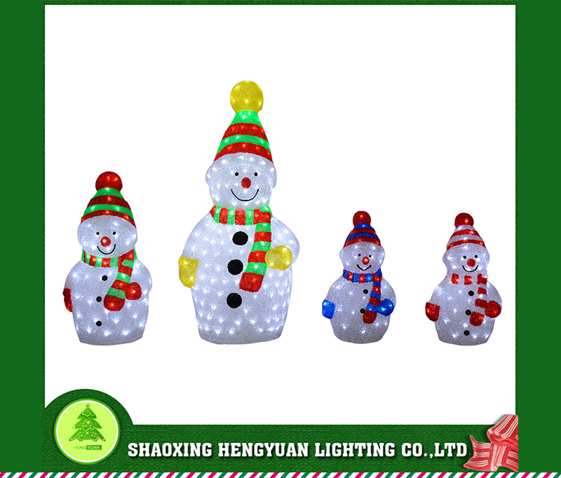 Big, medium, little snowman